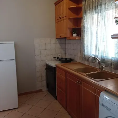 Bratis House Appartement *