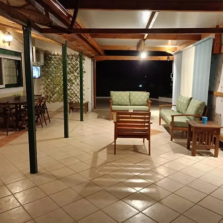 Bratis House Lägenhet Vartholomio