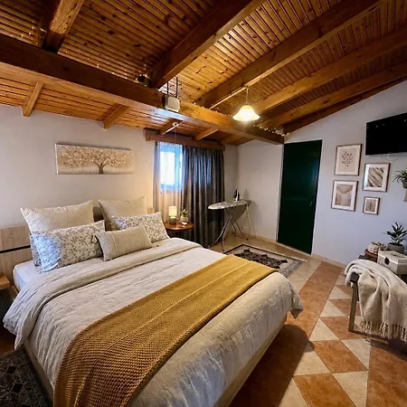 Bratis House Appartement Vartholomio