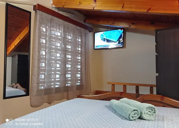 Bratis House Lägenhet Vartholomio