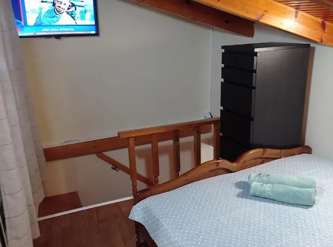 Bratis House